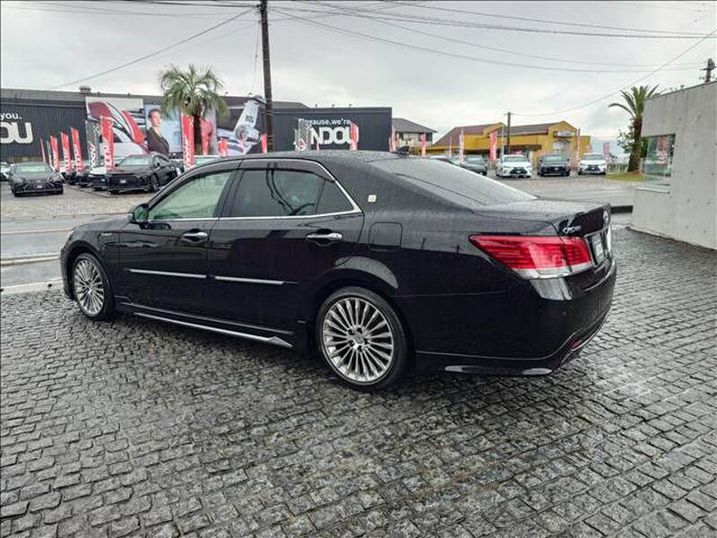 2014 TOYOTA CROWN MAJESTA for sale - photo 3