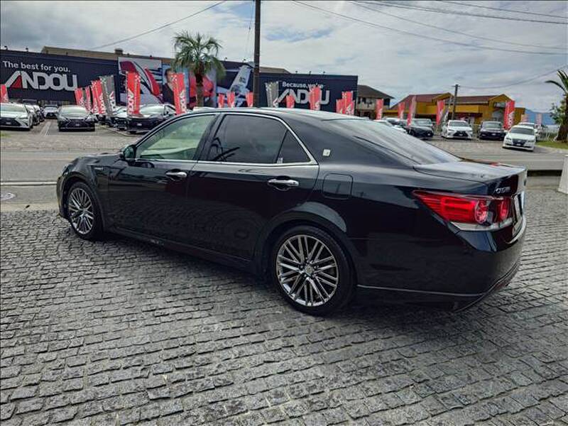 2017 TOYOTA CROWN for sale - photo 3