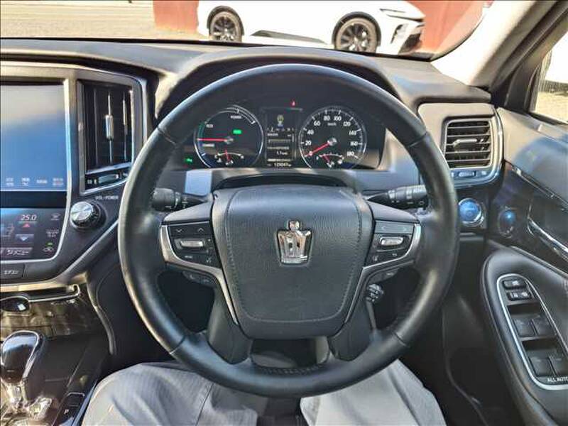 2017 TOYOTA CROWN for sale - photo 11