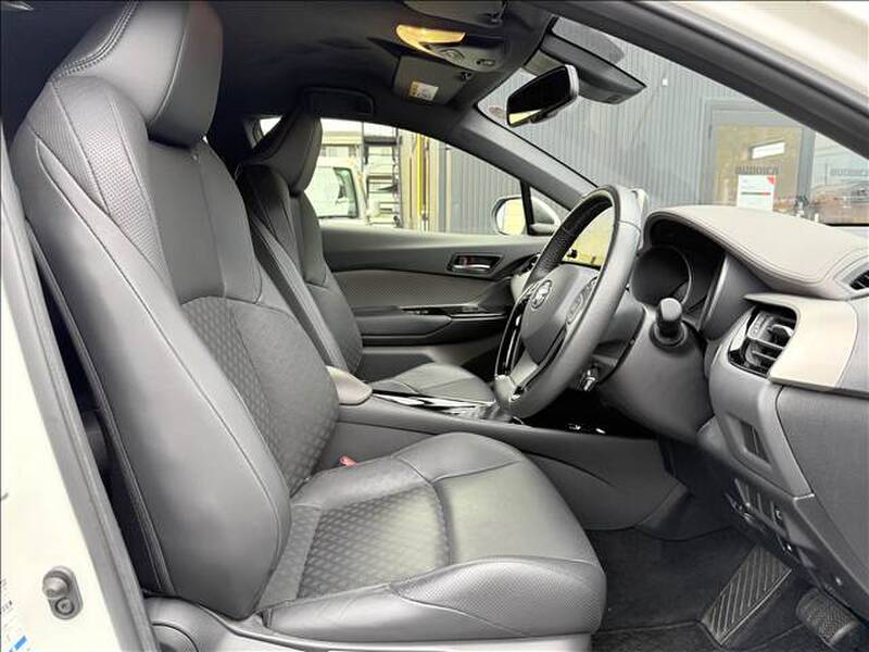 2020 TOYOTA C-HR for sale - photo 10