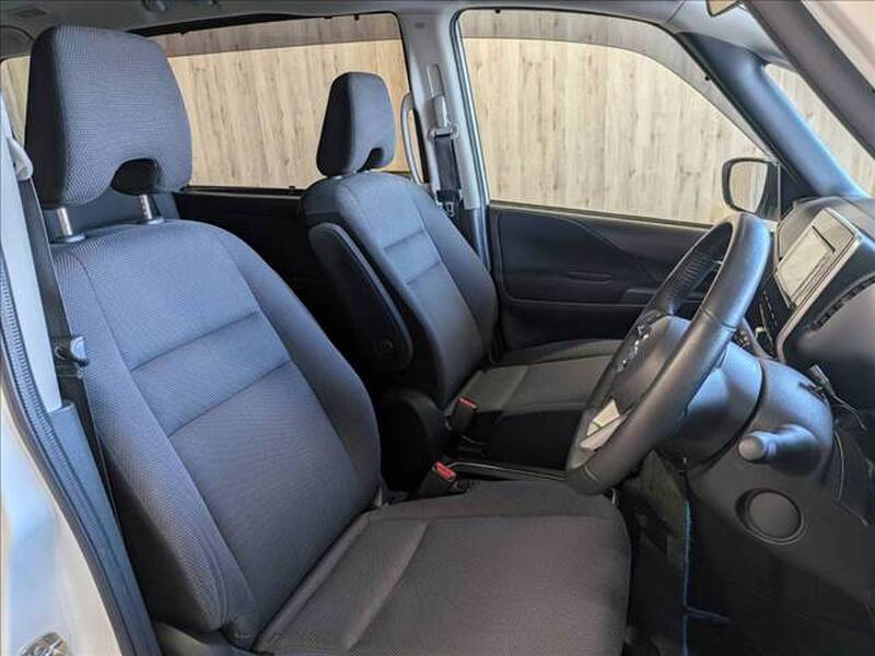2018 NISSAN SERENA for sale - photo 10