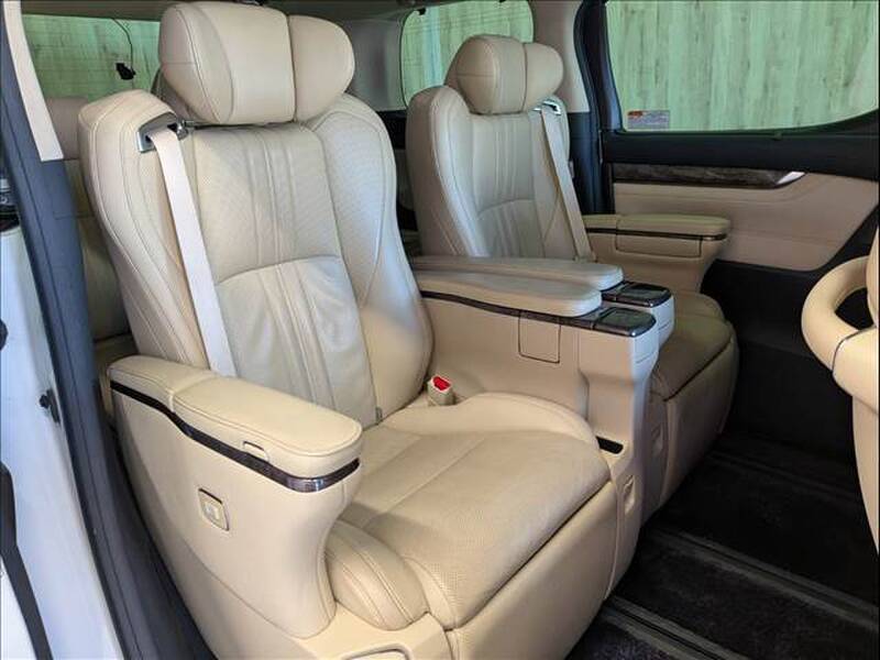 2020 TOYOTA ALPHARD for sale - photo 11