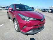 2017 TOYOTA C-HR S LED EDITION