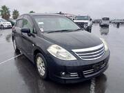 2011 NISSAN TIIDA