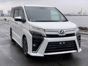 2018 TOYOTA VOXY