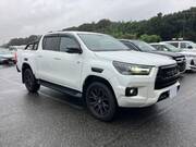 2024 TOYOTA HILUX
