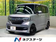2017 HONDA N-BOX CUSTOM