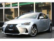 2017 LEXUS IS