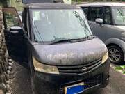 2010 NISSAN ROOX