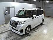 2017 TOYOTA ROOMY