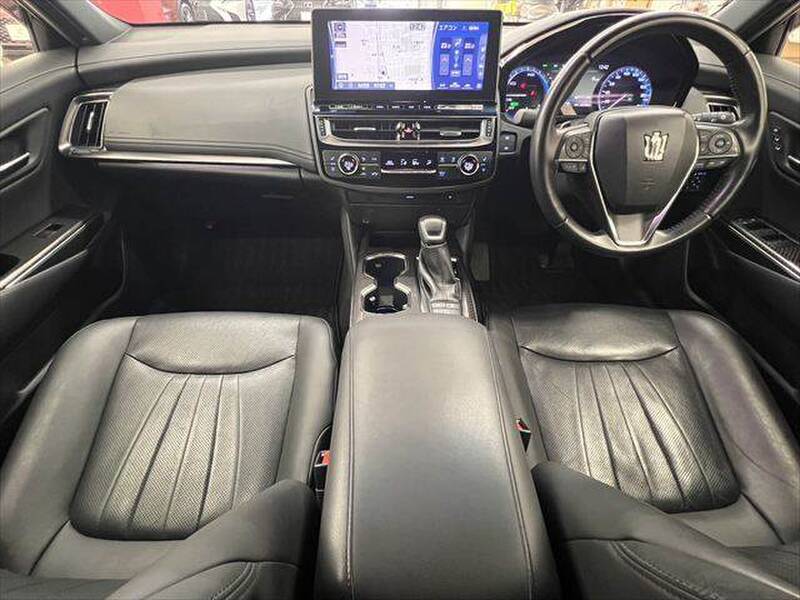 2021 TOYOTA CROWN for sale - photo 4