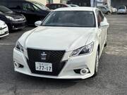 2014 TOYOTA CROWN HYBRID