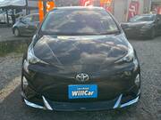 2017 TOYOTA PRIUS