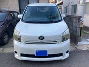2009 TOYOTA VOXY