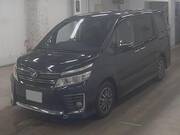 2016 TOYOTA VOXY