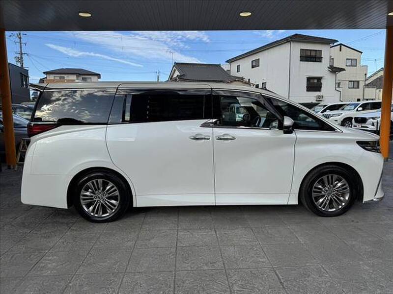 2024 TOYOTA ALPHARD for sale - photo 10