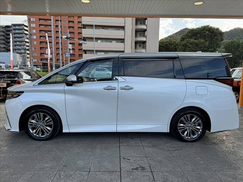 2024 TOYOTA ALPHARD for sale - photo 11