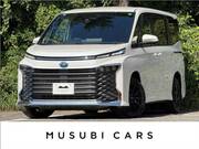 2022 TOYOTA VOXY
