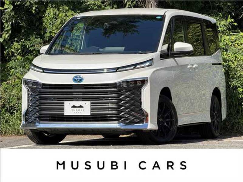 2022 TOYOTA VOXY for sale