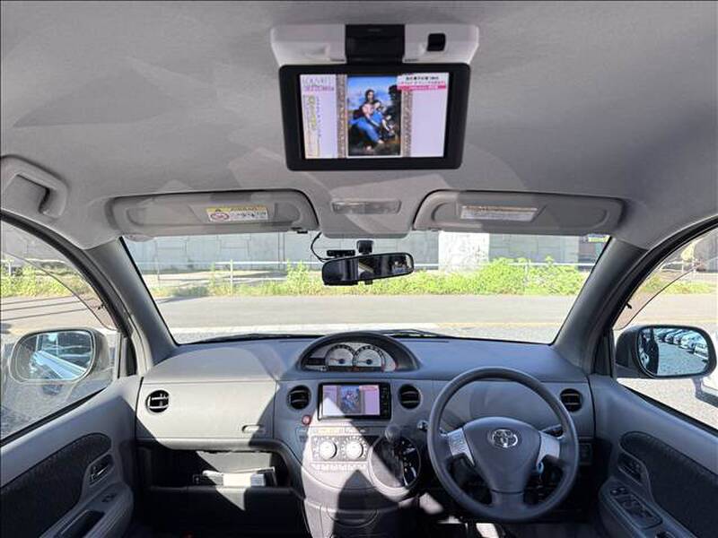 2014 TOYOTA SIENTA for sale - photo 3