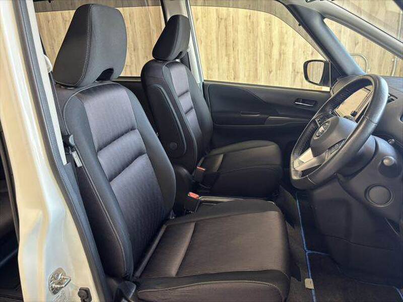 2018 NISSAN SERENA for sale - photo 10