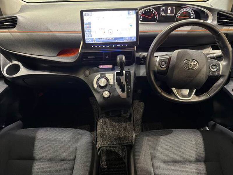 2016 TOYOTA SIENTA for sale - photo 4