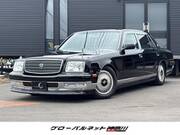 2011 TOYOTA CENTURY