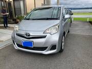 2011 TOYOTA RACTIS G