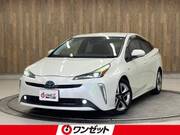 2019 TOYOTA PRIUS