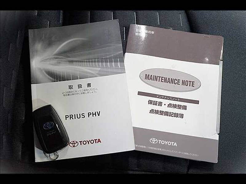 2017 TOYOTA PRIUS PHV for sale - photo 9