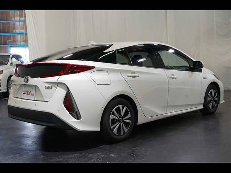 2017 TOYOTA PRIUS PHV for sale - photo 10