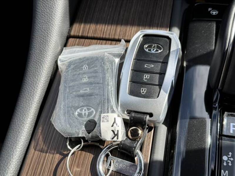 2024 TOYOTA CROWN for sale - more photos