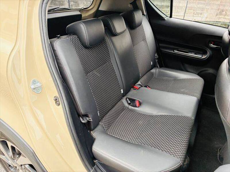 2017 TOYOTA AQUA for sale - photo 11