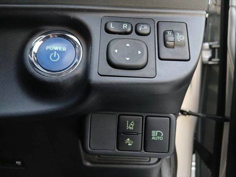 2017 TOYOTA AQUA for sale - photo 11
