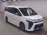 2019 TOYOTA VOXY