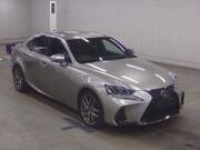 2018 LEXUS IS