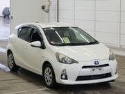 2013 TOYOTA AQUA