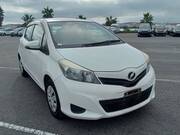 2011 TOYOTA VITZ