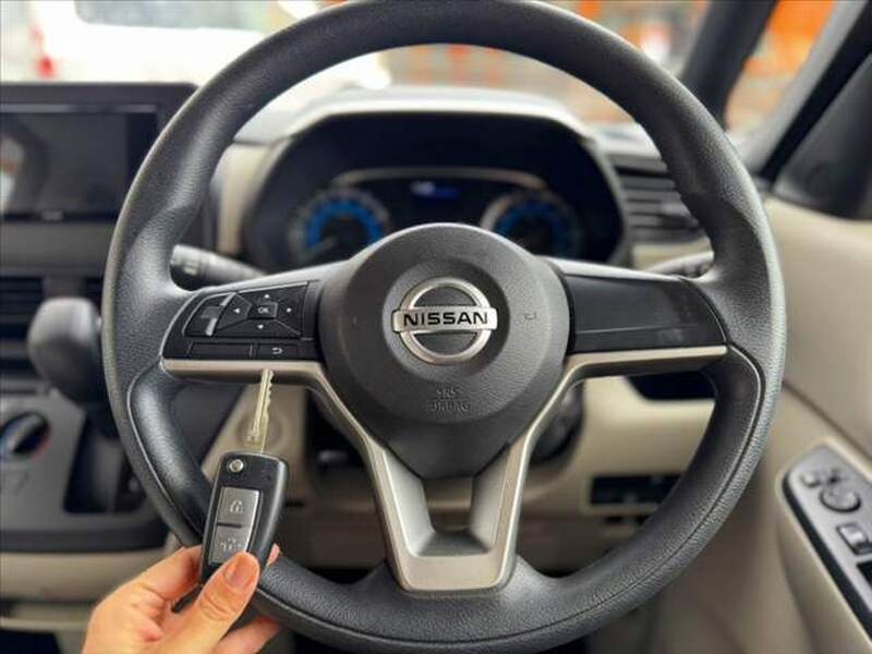 2021 NISSAN ROOX for sale - photo 6