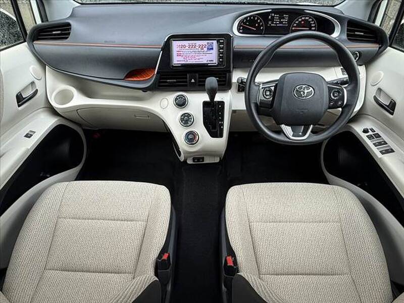 2019 TOYOTA SIENTA for sale - photo 3