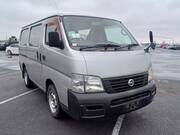 2001 NISSAN CARAVAN DX