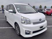 2013 TOYOTA VOXY