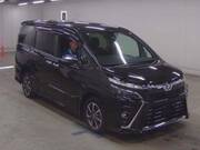 2019 TOYOTA VOXY