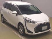 2018 TOYOTA SIENTA