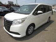 2015 TOYOTA NOAH