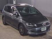 2019 VOLKSWAGEN GOLF TOURAN