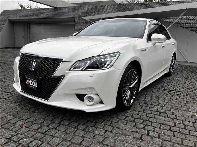 2014 TOYOTA CROWN for sale