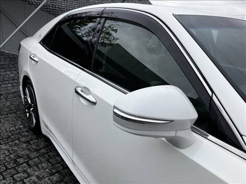 2014 TOYOTA CROWN for sale - more photos