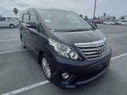 2013 TOYOTA ALPHARD 240S