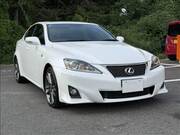 2011 LEXUS IS